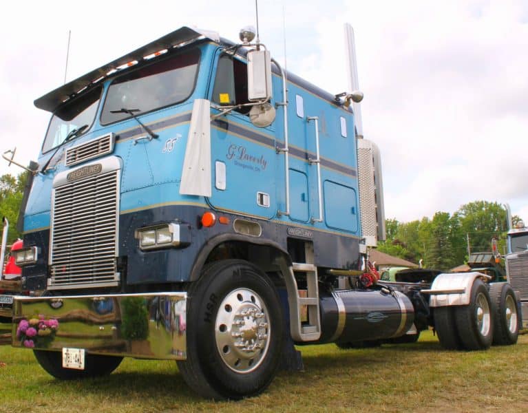 freightliner powerliner specs