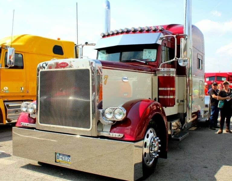 Big Rigs Show Trucks Photo Collection: Custom Ultra Cool Rides