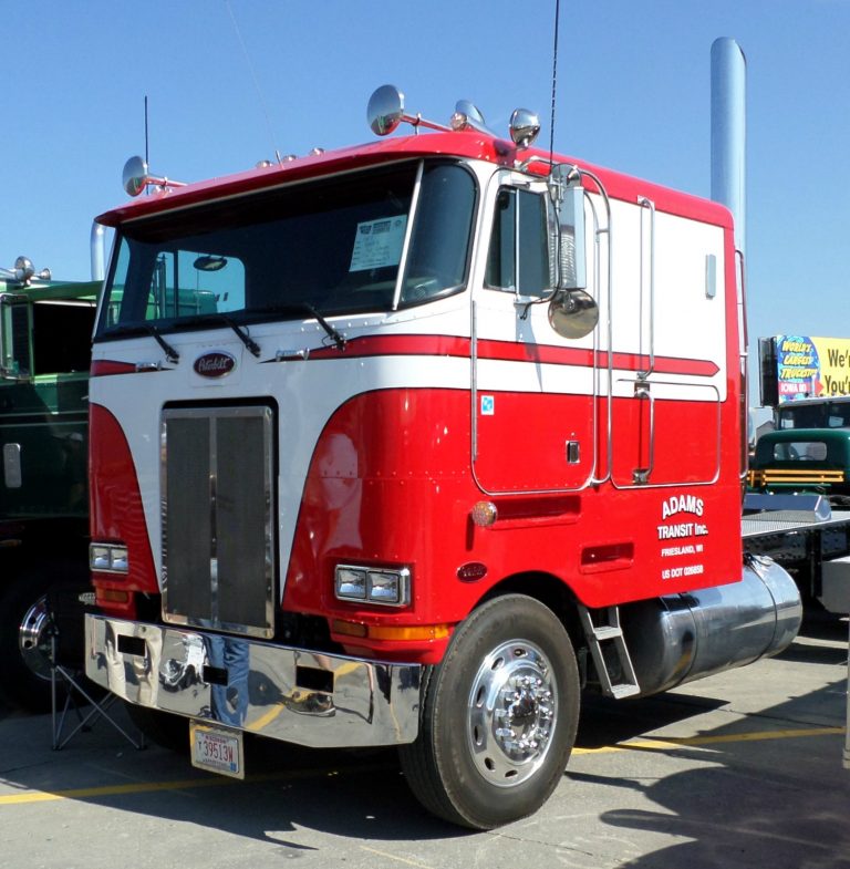 Conventional vs Cabover Trucks Will Cabovers Make a Comeback? Smart