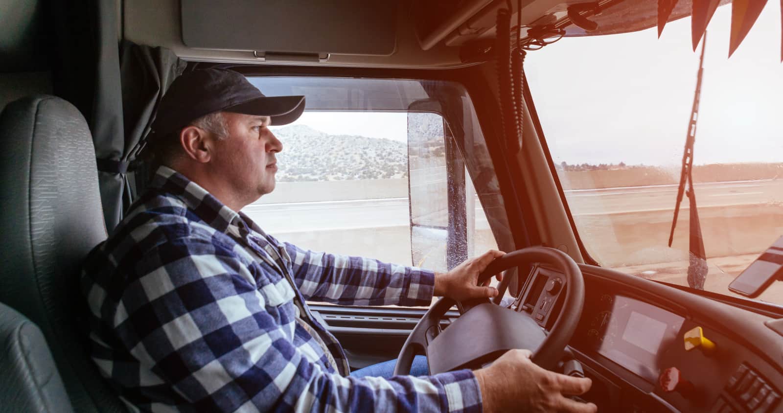Top 7 Seat Cushions for Truck Drivers - Used by Truckers Daily